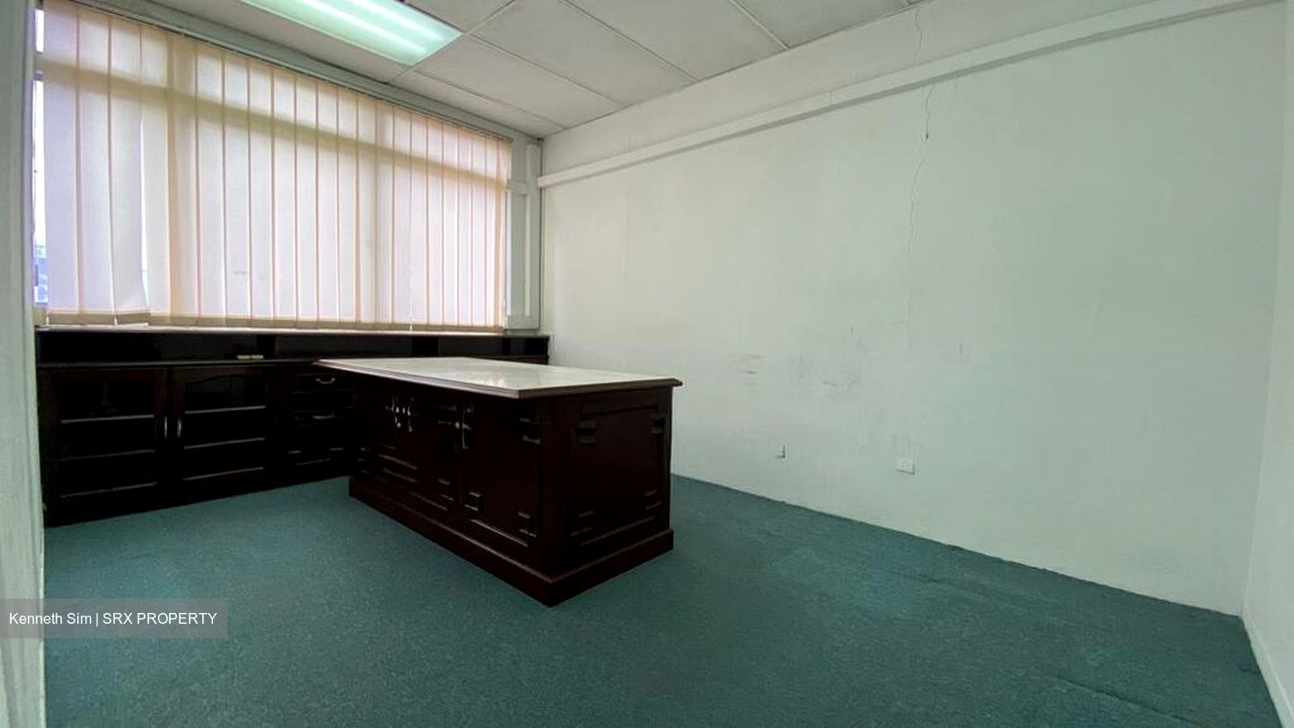 Golden Sultan Plaza (D7), Office #523520061